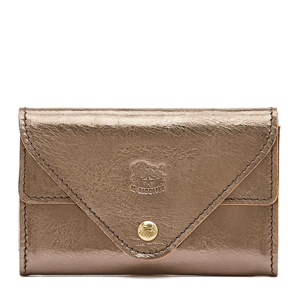 Handmade Italian leather cardholder by Il Bisonte, crafted in Tuscany with envelope flap closure.