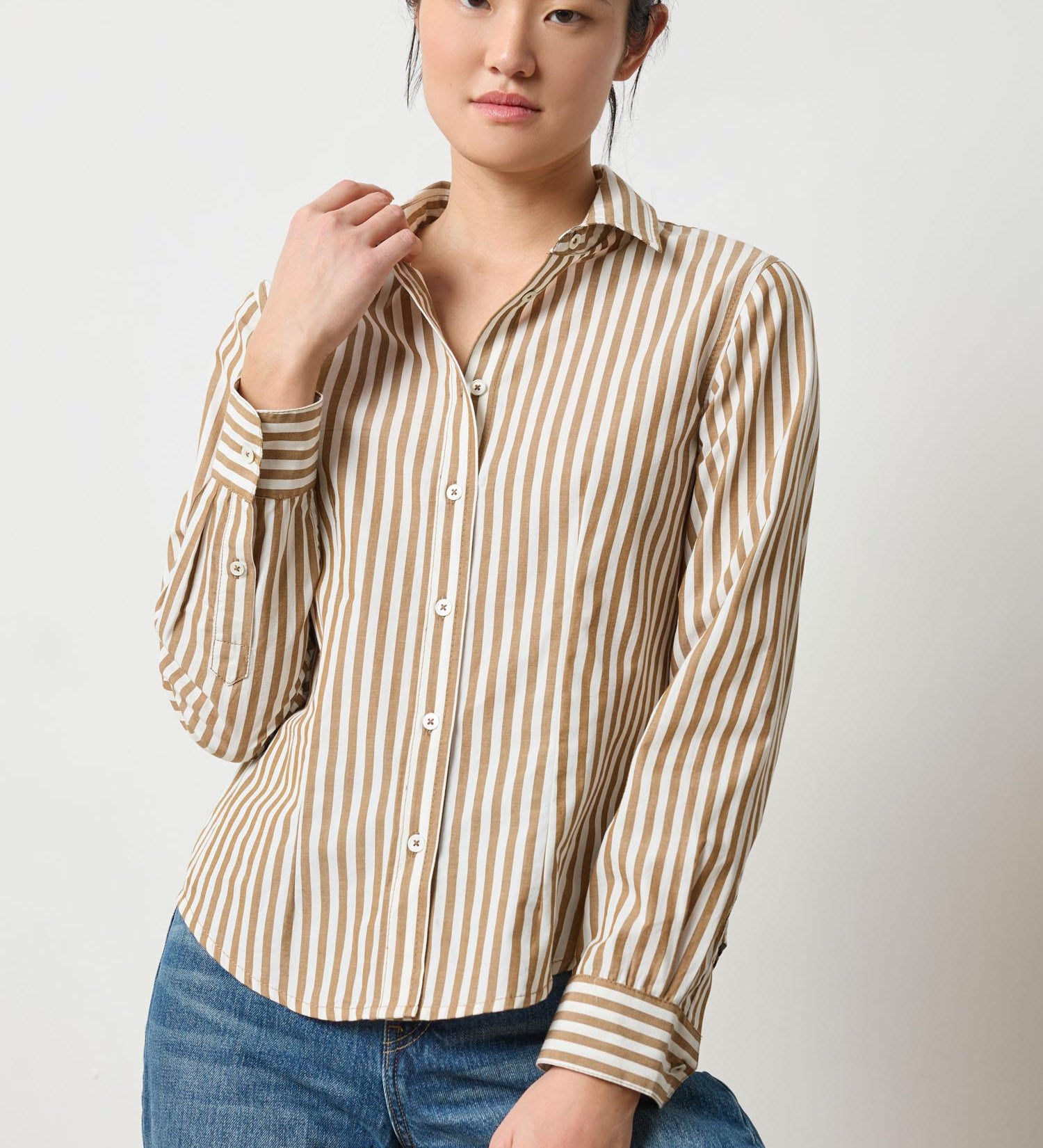 Lilla P Slim Fit Button Down Shirt in crisp poplin, women’s tailored button-up with feminine waist shape