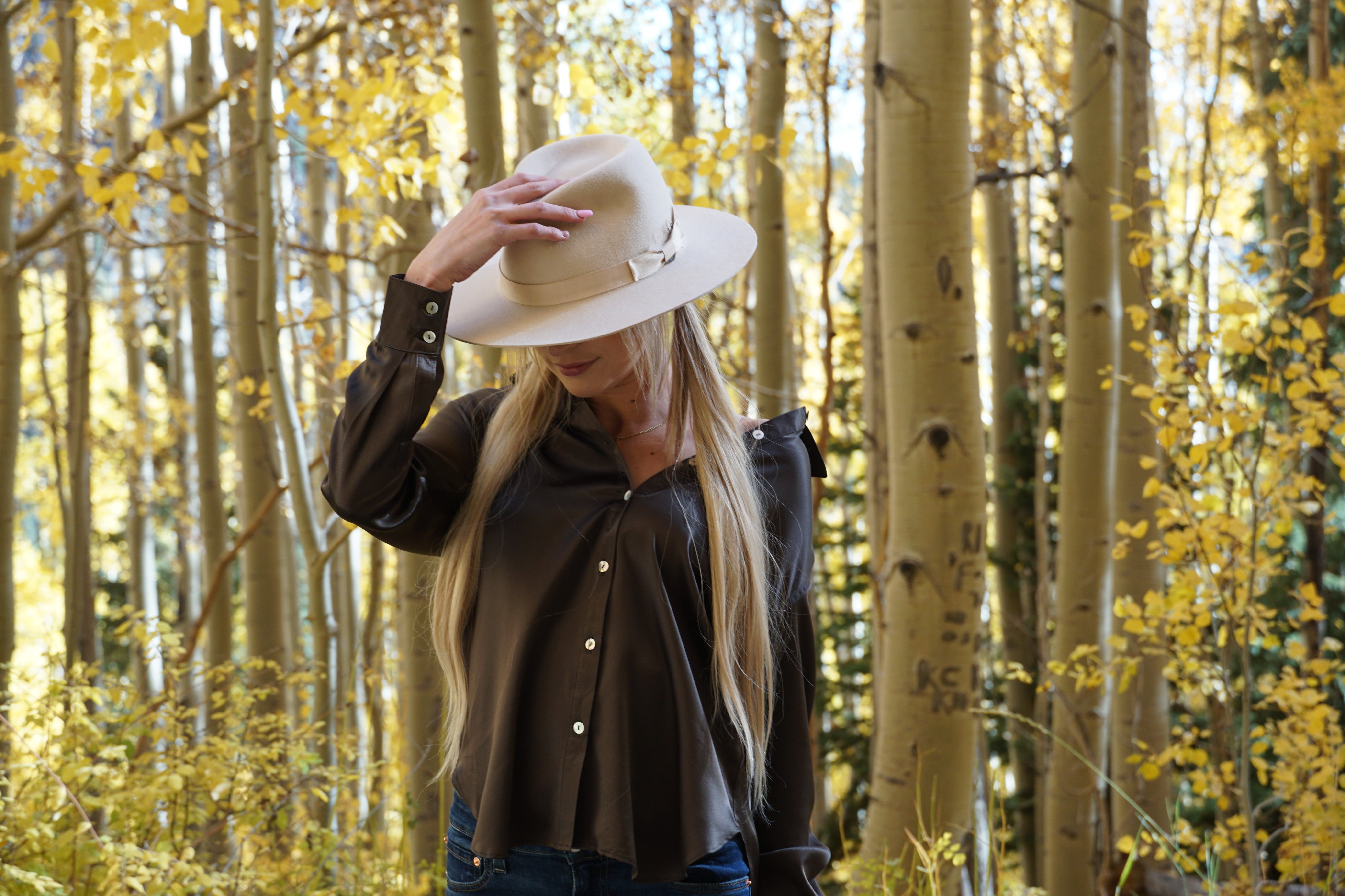 CashmereRED Telluride – Luxury Cashmere & Fashion Boutique