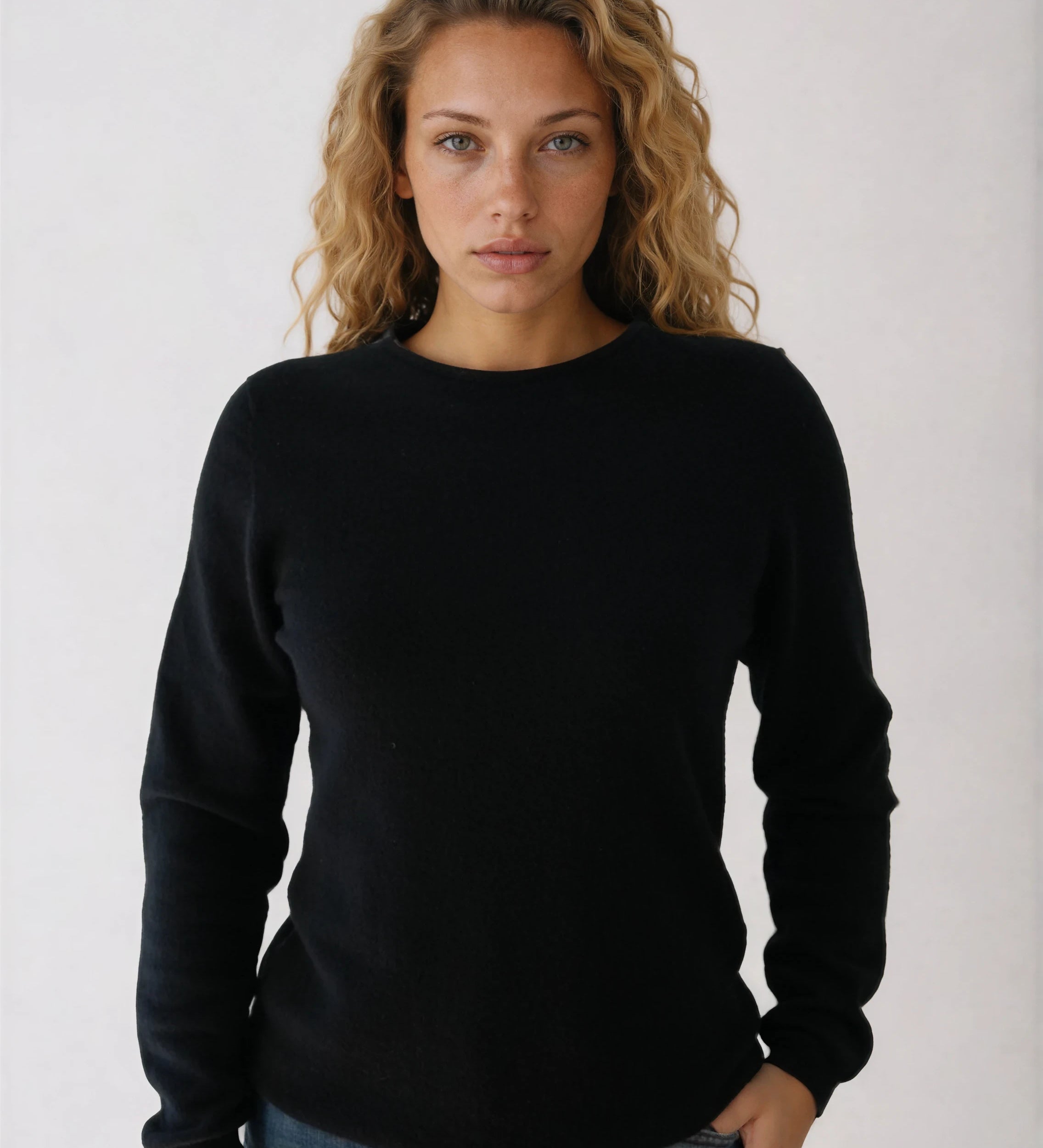 Women's Eve Scottish Cashmere Sweater (Ship-Ready)