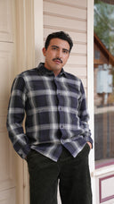 Original Madras Trading Co. N°111 Roundtail Overshirt | Indigo