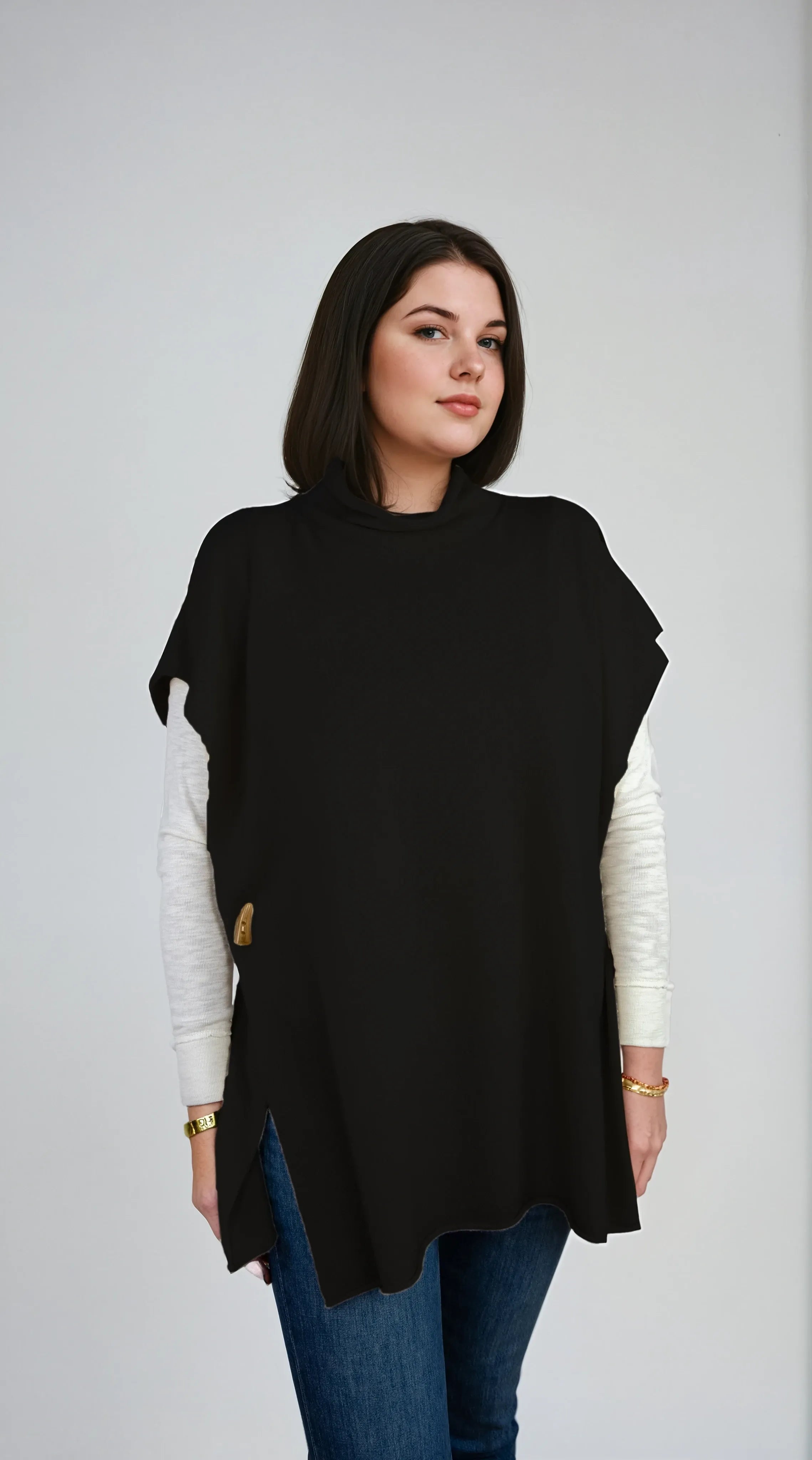 Ester cashmere poncho in black – open-side layering wrap crafted from Scottish cashmere, inspired by Telluride living

