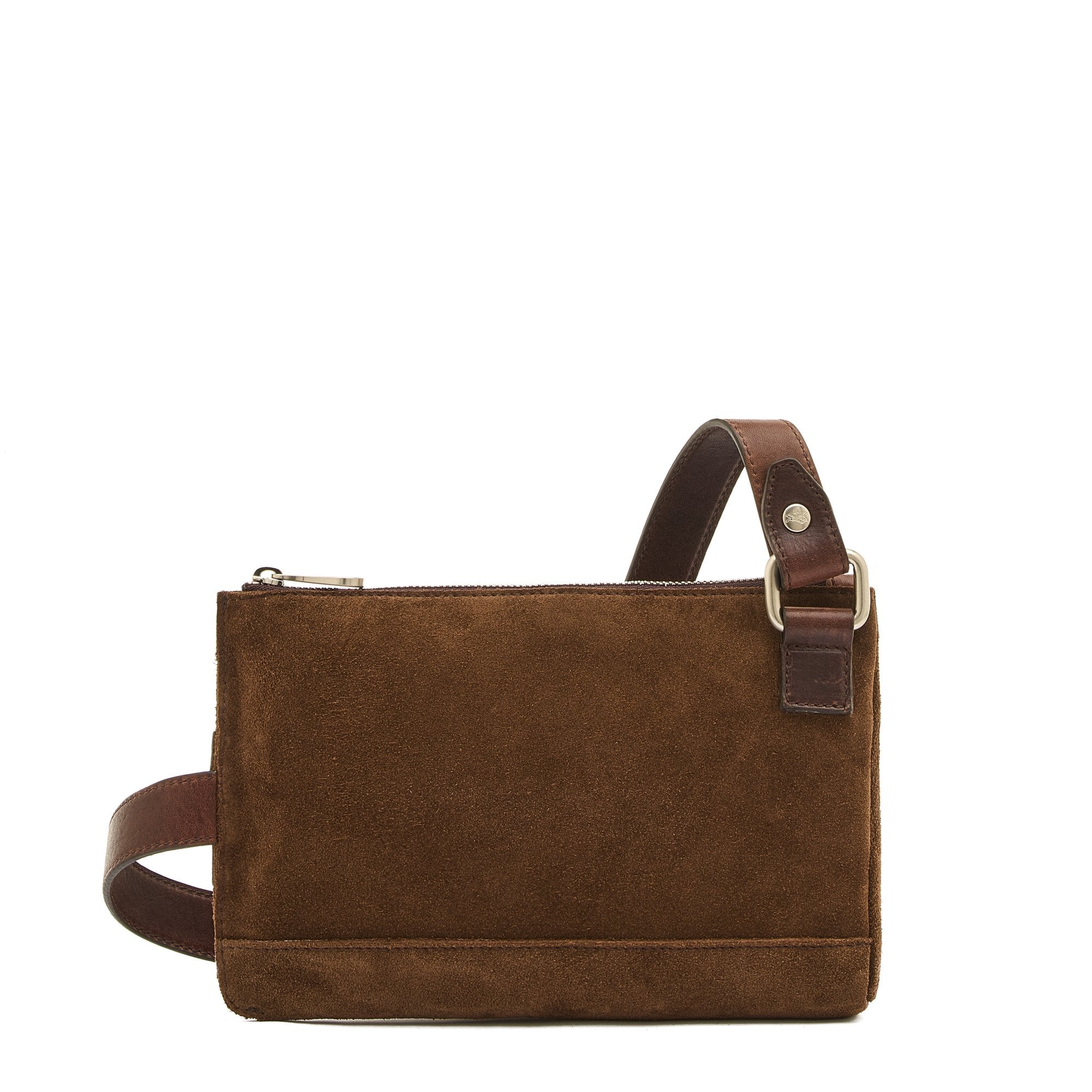 Front view of the Il Bisonte Duccio Men’s Belt Bag in Brown, handmade in Tuscany from vegetable-tanned vintage cowhide with a stud-adjustable strap.