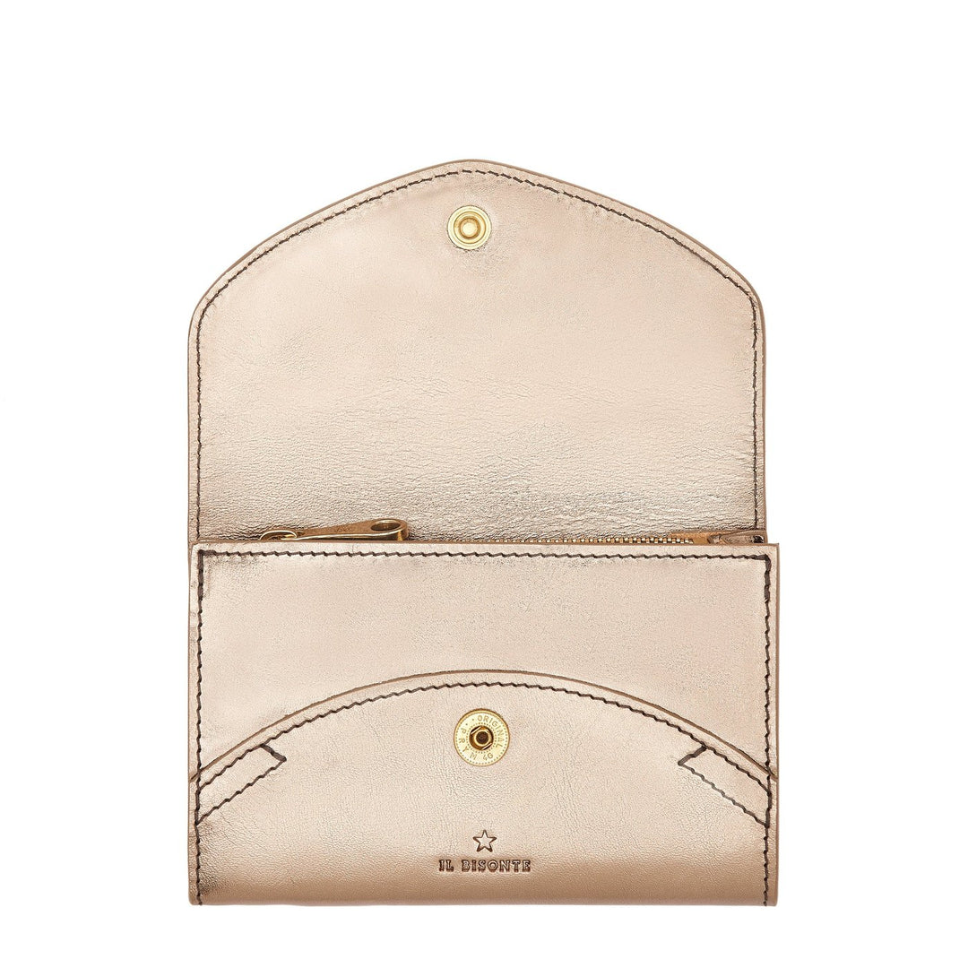 Close-up of Il Bisonte Esperia Wallet in Bianco Latte highlighting artisan stitching and full-grain texture.