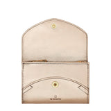 Close-up of Il Bisonte Esperia Wallet in Bianco Latte highlighting artisan stitching and full-grain texture.