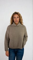Shaina Scottish Cashmere Turtleneck (Ship-Ready)