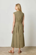 Sleeveless Seamed Maxi Dress