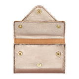 Il Bisonte Uffizi Cardholder in vegetable-tanned cowhide featuring brass snap and interior pocket.