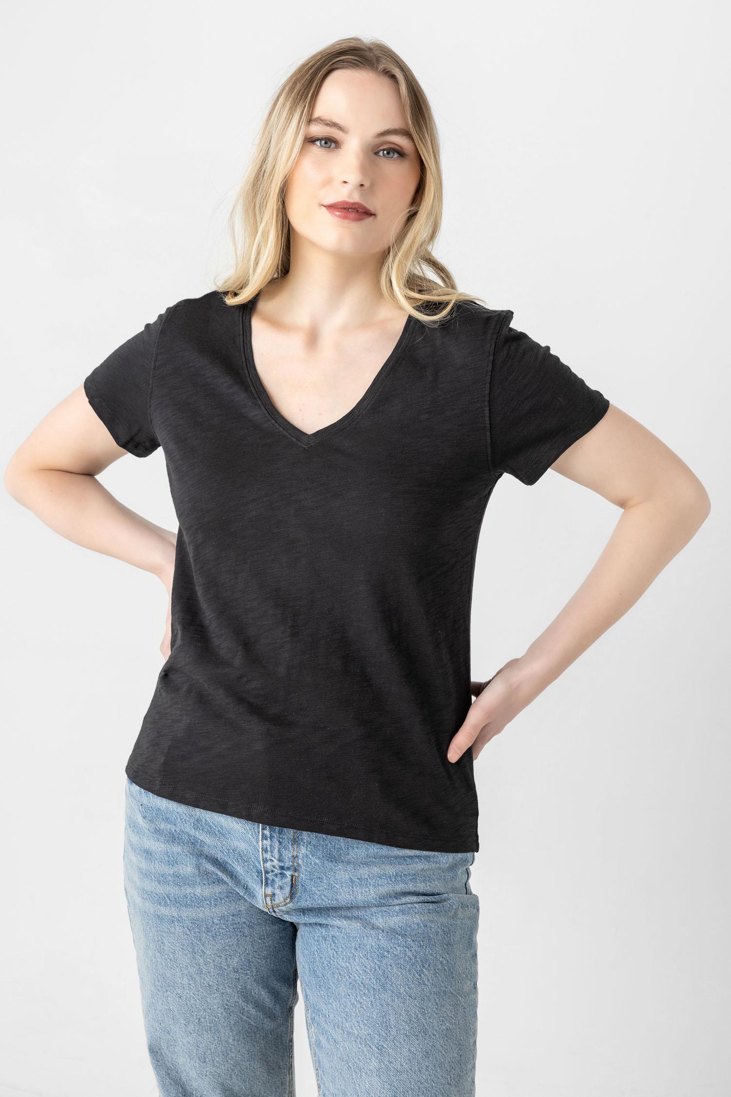 Lilla P V-neck short sleeve back seam tee in black – front view